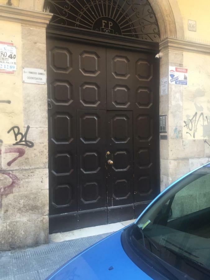 Stairway To Heaven Apartment Bari Exterior photo
